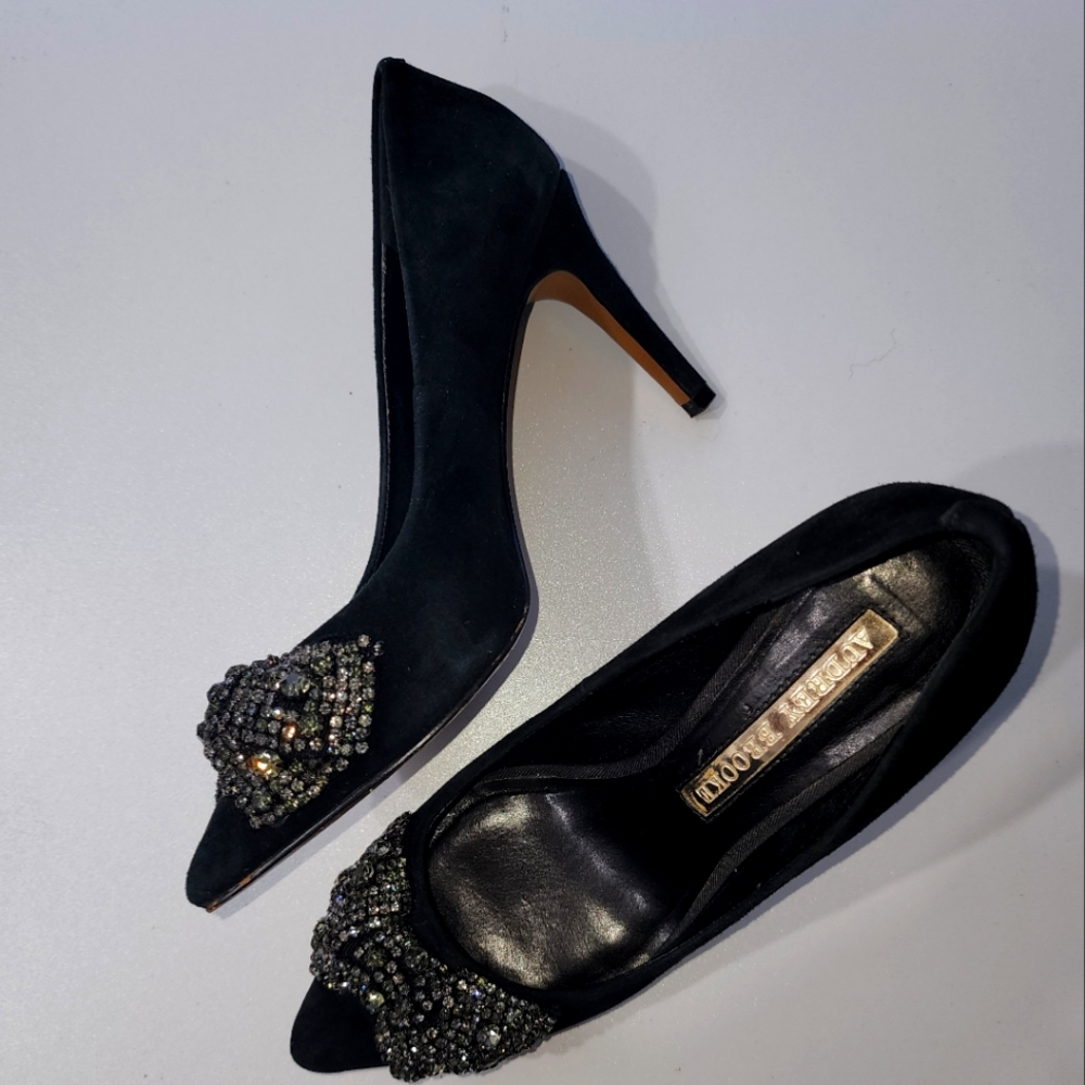 Pumps - Picture 4 of 4
